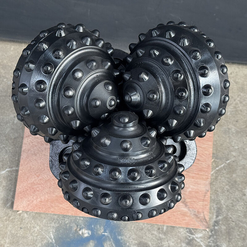244mm IADC737 Wolframkarbid-Einsatz-Tricone-Bohrgerät für effiziente Öl- und Gasforschung