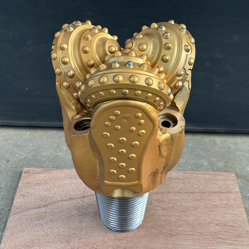 6 1/2 Zoll IADC637 Stahlzähne Tricone Bohrer für schnelles Bohren in weichen Formationen